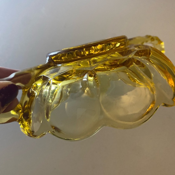 Vintage Yellow Glass Dish - Picture 8 of 9